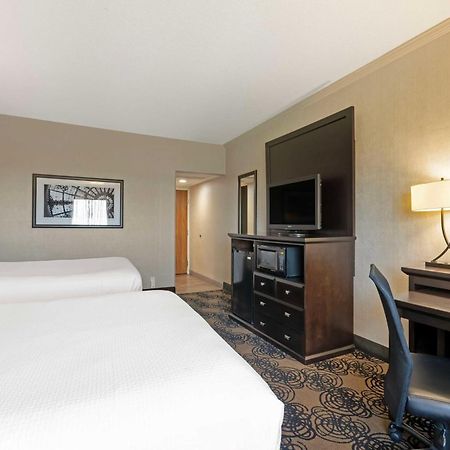 Best Western Plus Midwest Inn Omaha Exteriör bild