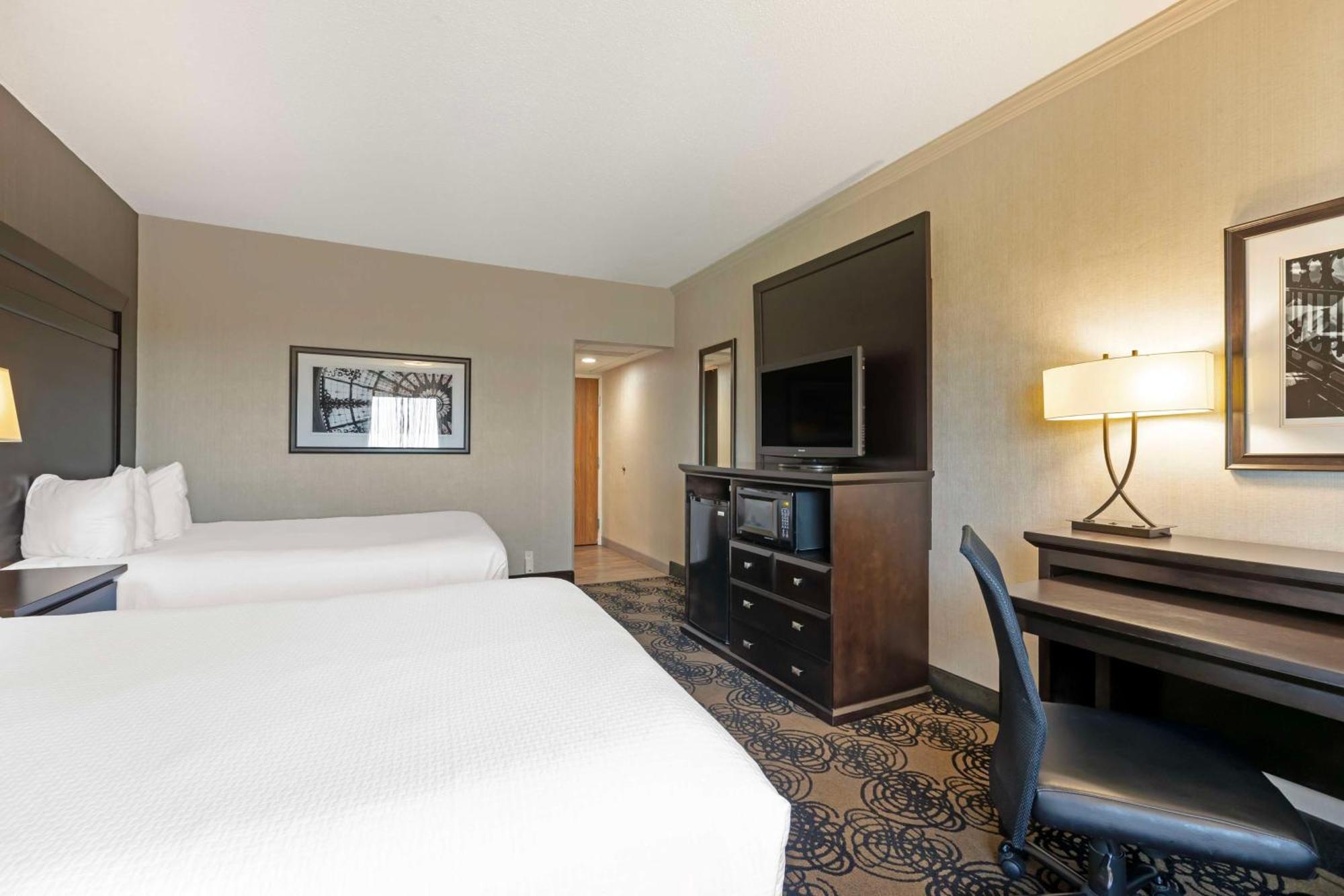 Best Western Plus Midwest Inn Omaha Exteriör bild