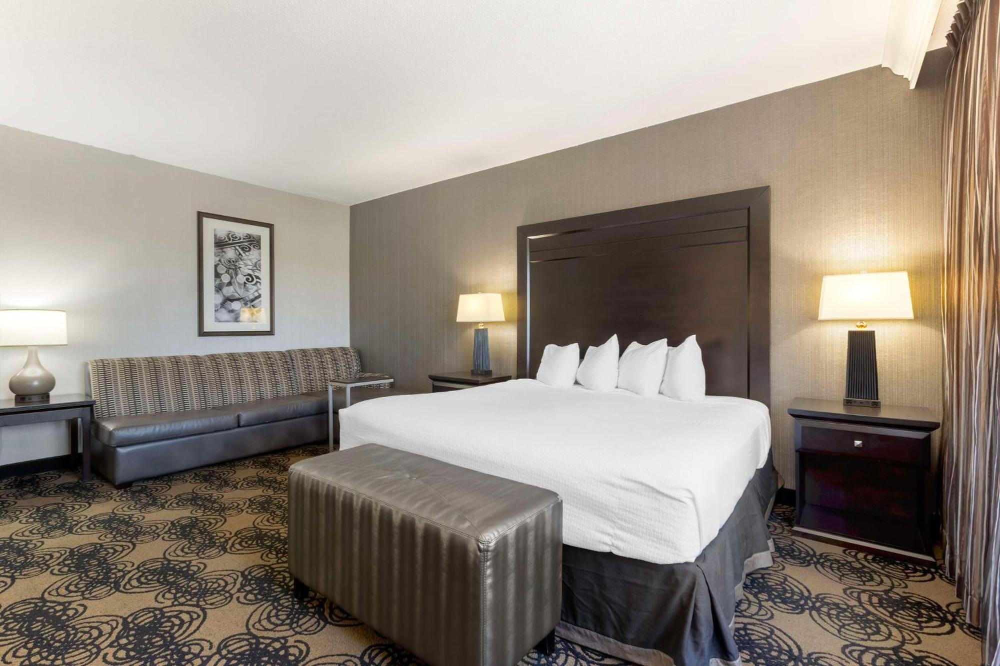 Best Western Plus Midwest Inn Omaha Exteriör bild
