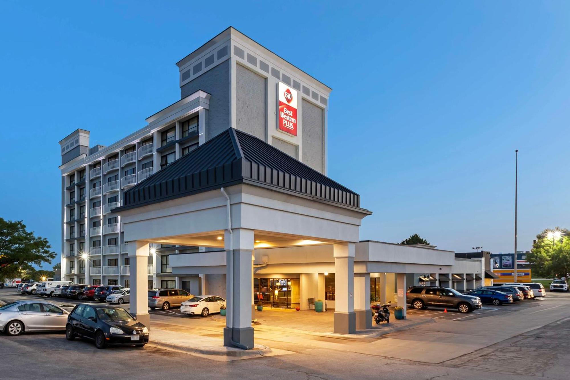 Best Western Plus Midwest Inn Omaha Exteriör bild
